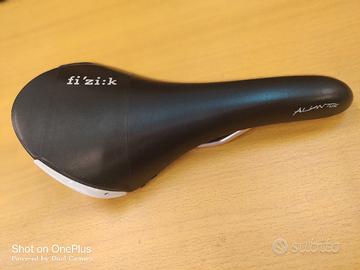 sella fizik aliante r3 in carbonio