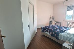 Ampio bilocale( box,cantina,solaio)- zona centrale