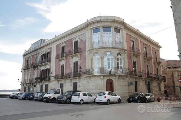 Appartamento pari al nuovo in Ortigia, Siracusa