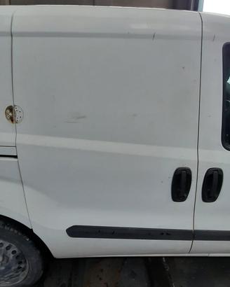 FIAT DOBLO 2015 - PORTA SCORREVOLE DESTRO