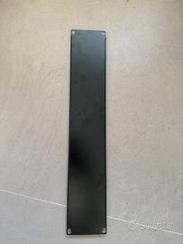 Thon Rack Panel 2U 19 pollici acciaio nero
