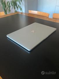 MacBook Pro 15-inch 2016