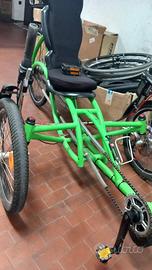 Bicicletta trike reclinata elettrica