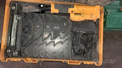 Curvatubi rems a batteria e motopicco hilti