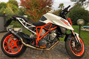 KTM 1290 superduke R
