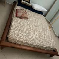 Letto matrimoniale giapponese in Legno
