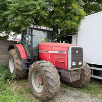 Trattore MASSEY FERGUSON 8160