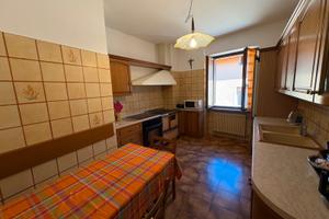 Levico centro, tricamere arredato