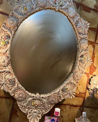 Grande specchio vintage in ceramica decorata fuori