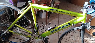 bici da corsa ,strada Merida 
