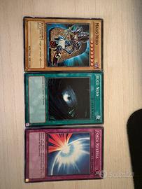 Mago Nero + Buco Nero + Forza Riflessa - YuGiOh
