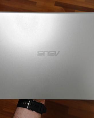 Asus X415 Portatile 14" i3 11th Gen 8Gb RAM 256SSD