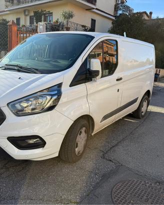 Ford Transit custom Ibrido