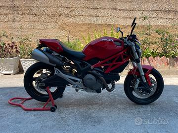 Ducati Monster 696+ - A2