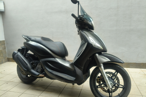 Piaggio Beverly 350. 2018