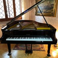 Pianoforte Petrof model IV