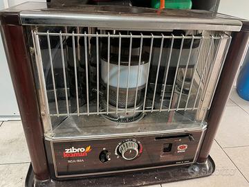 Stufa a combustibile liquido