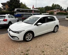 VOLKSWAGEN Golf 1.0 eTSI EVO DSG Life