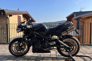 Triumph street triple 675r
