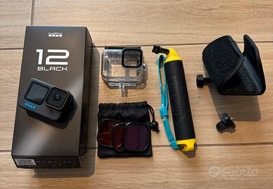 GoPro Hero 12 Black con kit di accessori