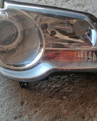 Faro anteriore destro VW Touran (lato passeggero)