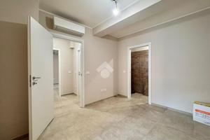 3 LOCALI A CARMIGNANO