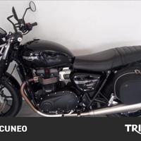 TRIUMPH Street Twin 900