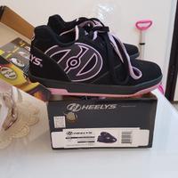 Scarpe heelys con rotelle