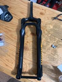 Rock Shox forcella 35 gold, RL 160mm