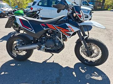 ktm 690 enduro smc
