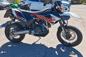 ktm 690 enduro / smc doppia omologazione