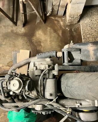 Motore completo YAMAHA MAHESTY 250