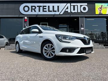 RENAULT Mégane Sporter Blue dCi 115 CV Business IV