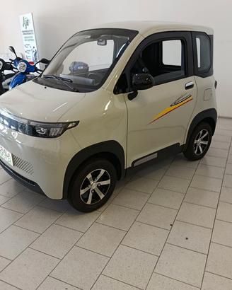 SGOMMINA ONE - QUADRICICLO ELETTRICO LEGGERO SI GU