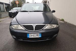Lancia Y 1.2 8v 2002