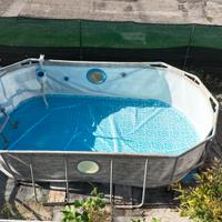 Piscina 4,27 x 2,50 x 1 bestway con accessori.