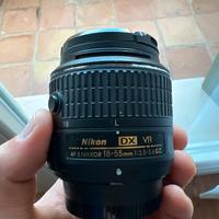 Obbiettivo nikon  AF-S DX 18-55mm f/3.5-5.6G VR II