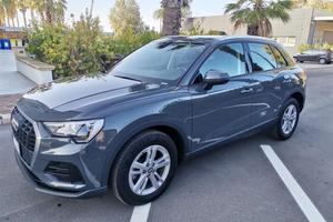 Audi Q3 35 TDI S tronic Business