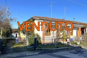 PORZIONE DI BIFAMILIARE A VERONA