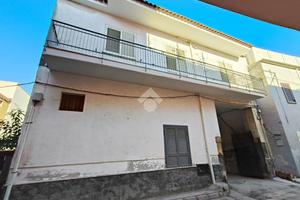 CASA SEMINDIPENDENTE A POMIGLIANO D'ARCO