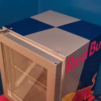 minifrigo RED BULL