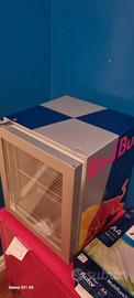 minifrigo RED BULL