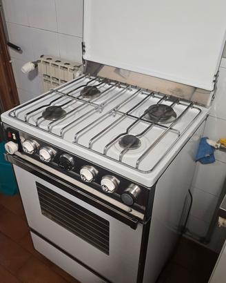 Cucina a Gas con Forno Greengas