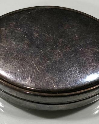 Porta pastiglie in argento 800 come nuovo