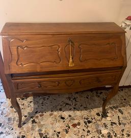 Mobile Secretaire antico