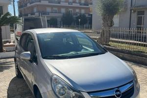 Opel Corsa 1.2 GPL- prezzo 2200