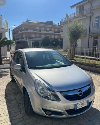 Opel Corsa 1.2 GPL- prezzo 2200