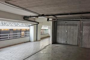 Garage/Box Auto 14mq - Luminoso/con accesso auto