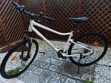 BICICLETTA B-TWIN RIVERSIDE 500