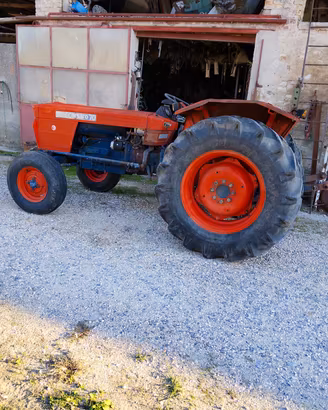 trattore  agricolo  motore  DEUTZR 